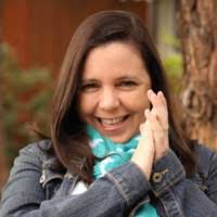 Shauna Moss's Instagram, Twitter & Facebook