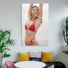 SUOMING Madelyn Cline Poster Sexy Actress (66) Canvas Wall Art Prints  Poster Gifts Photo Picture Painting Posters Room Decor Home Decorative  08x12inch(20x30cm) : Amazon.ca: Home