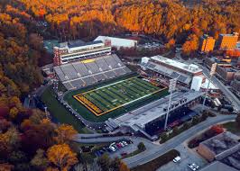 To help #appnation get to know our assistant coaches and their families better, we continue our at home series with justin watts, app state's recruiting coordinator and tes coach. App State Football Appstate Fb Twitter