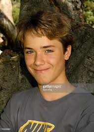 Pin By Nubia Moreira On Jermey Sumpter Jeremy Sumpter Jeremy Sumpter Peter Pan Wendy Peter Pan