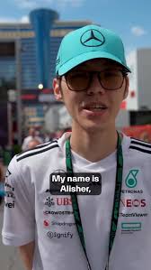 Good snacks, good company and of course… good Philips Hue lighting 💡  Ingredients for the perfect F1 viewing party.