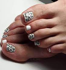Diseños y efectos llamativos la pedicura ya no se centra solo en aplicar varias capas de esmalte sobre las uñas. Https Xn Decorandouas Jhb Net Unas Blancas