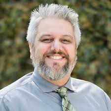 Curtis Hamlett's Instagram, Twitter & Facebook