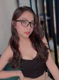 Quang Hải vừa về nước, Nhật Lê liền hỏi bồ tui đâu?