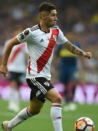 Он играет на позиции правый. Gonzalo Montiel En 2021 Fotos De River Fotos De Futbol Club Atletico River Plate