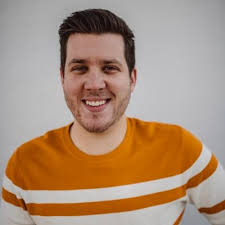 Sarah M 👑 (@smoore5900)