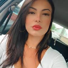 Claudia Mathias (@clau_mathias) • Threads, Say more