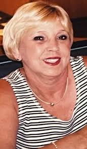 Mary Luft's Instagram, Twitter & Facebook