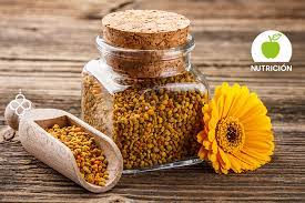 Polenin bilinmeyen özelliklerini paylaşarak bir de tarif veren küçüközen, bunda 70'e yakın vitamin vardır. Polen De Abeja Amoni