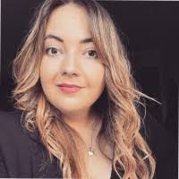 Lisa Mink's Instagram, Twitter & Facebook