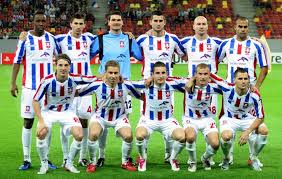 Kopavogur bangor city barcelona bate borisov bayer leverkusen bayern munich borussia dortmund chelsea cska moskova dacia uefa şampiyonlar ligi | round final. Otelul Galati 2010 2011 Meister Sensation In Rumanien Aber Ohne Flutlicht Ligalive