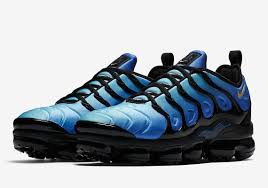 This Vapormax Plus Pays Homage To The Original Colorway Of The Air Max Plus Nike Air Vapormax Nike Nike Air Max
