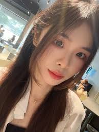 Pei Yee｜YOMO抗衰无针精雕师| 🌞