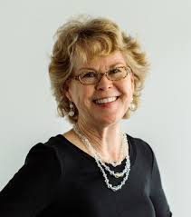 We 💙 our Bulldog faculty, past and present! Who was your favorite Drake  professor or faculty member and why?