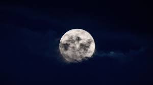 Other names for this moon include the sprouting grass moon, the egg moon and the fish moon. Mondkalender 2021 Am Dienstag 27 4 Ist Vollmond Im April