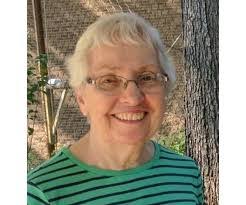 Lisa Prettyman's Instagram, Twitter & Facebook