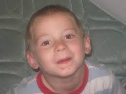 Mindy Hood's Instagram, Twitter & Facebook