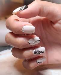 Where can i get my nails done in ontario. Elegant Black And White Gel Nails Book Nail Appointment Ontario Downtown Chicago White Gel Nails Nail Salon And Spa Nails