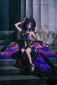 She was able to channel her magic through it, and it vanished as she died after vanquishing her fallen brother. Morgana Die Gefallene League Of Legends Germany Facebook