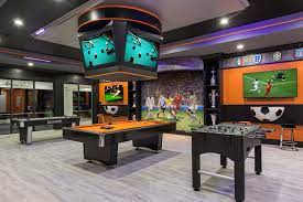 Imagine yourself locked in a room filled with dangerous zombies. Game Room Bar Modern Games Room Orlando By Louise Stapleton Interiors Houzz Ie