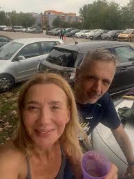 Kad nakon (pre)ranog dizanja, (pre)dugog puta, između popodnevnog odmora i  trčanja prije predstave izaberem trčanje.. e, to znači da virus trčanja  potpuni vladar moga uma i tijela.. Protrčkarala sam predivnim Mostarom samo