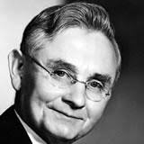 Long-distance walker Esther James reaches Bluff