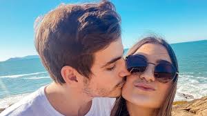 Fui parar no PS por queimadura e conheci meu noivo na emergência'