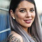 Fotografin setzt tolles Zeichen: Lipödem: Diese Frauen stehen zu ihren  „Elefantenbeinen“