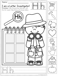 Letter Investigators Such A Cute Theme For Finding Beginning Sounds Love The Extra Ha Beginning Sounds Worksheets Kindergarten Learning Learning Worksheets