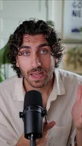 Isaac David's Instagram, Twitter & Facebook