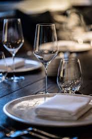 Pin By Chelle Belle On Oyster Bay Date Night Table Setting Inspiration Fine Dining Restaurant Restaurant Tables