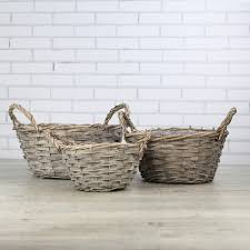 Si después de preparar el fondo no se trabaja hacia arriba, se obtendrá un posafuentes cuyo borde. Cestos De Mimbre Una Boda Original