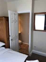 Plus consider adding storage vertically to save on floor space. Room 2 Small Double Bedroom Ensuite Picture Of Trevellis Bed And Breakfast Newquay Tripadvisor