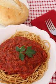 When onions have become translucent add the two jars of marina sauce, and can of chopped tomatoes, and turn down to simmer. Copycat Olive Garden Marinara Sauce Recipe Tammilee Tips