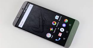 Acceseaza cea mai diversificata gama de telefoane mobile clasice, disponibile la comanda online. Top 3 Cele Mai Atractive Telefoane Mobile Allview Ca Raport PreÈ› SpecificaÈ›ii Gadget Ro Hi Tech Lifestyle