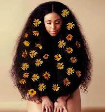Chic Af Floral Afros Perfect For Summer Natural Hair Styles Beauty Flowers In Hair