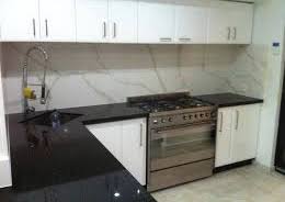 Đá Đen Kim Sa Xanh