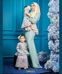 Meletop 1.522.013 views3 year ago. Premium Beautiful By Siti Minaz Blooming Raya 2017 Vs Jakel Barulah Raya
