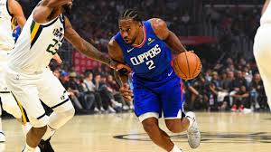 Kawhi leonard exhibits a level of offensive dominance that few shooting guards or small forwards have been able to match. Kawhi Leonard Of Los Angeles Clippers Evokes Michael Jordan In Clutch With 18 Point Burst