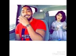 ولد في بغداد وعاش في منطقة المنصور وعمل جندي في الصحوة لفتره بسيطة لكي يقوم بمساعدة أهله على تأمين المصروف بسبب الظروف الاقتصادية الصعبة نتيجة الحرب التي تضرب العراق. ØµØ¯Ù…Ø© Ø¨Ù†Øª Ø§Ø­Ù…Ø¯ Ø§Ù„Ø³Ø§Ù„Ù… Ø²ÙˆØ¬ Ù…Ù„ÙƒØ© ÙƒØ§Ø¨Ù„ÙŠ Ù…Ù† Ø²ÙˆØ¬ØªÙ‡ Ø§Ù„Ø§ÙˆÙ„Ù‰ Ù…Ø¹ Ø¹Ù…Ù‡Ø§ ÙŠÙˆØ³Ù Ø§Ù„Ø³Ø§Ù„Ù… Youtube