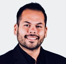 Steven Pasillas's Instagram, Twitter & Facebook