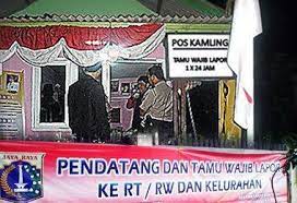 Pada 1990, melalui survey majalah time menobatkan bandung sebagai salah satu kota paling aman (safest) di dunia. 1 X 24 Jam Harap Lapor Historia
