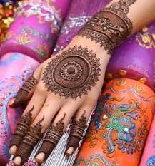 It is a complicated design doesn't leave much space in between. 24 Latest Finger Mehendi Designs 2021 For Wedding Karwa Chauth Eid