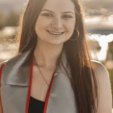 Alyssa Kahn's Instagram, Twitter & Facebook