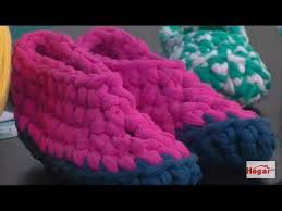 Como Hacer Unas Pantuflas En Crochet Con Trapillo Hogar Tv Por Juan Gonzalo Angel Tejidos De Ganchillo Como Tejer Pantuflas Ganchillo Youtube
