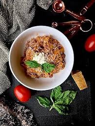 Meals from the Mitten: Celebrating the Seasons in Michigan: Gina Ferwerda:  9780996944175: Amazon.com: Books