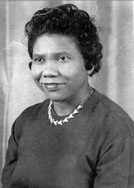 Chronicles 90 4 Winter 2012-13.indd