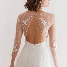 Learn everything you need to know about custom made wedding dresses now. Meet Toronto S Newest Bespoke Wedding Gown Designer Vita Daily
