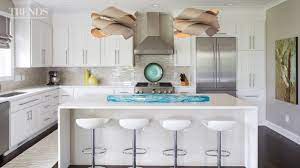 To accessorize a white kitchen. A White Kitchen Doesn T Have To Be Boring Just Add Splashes Of Color And Designer Light Fixtures Youtube