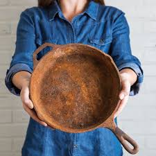 How To Fix Your Rusty Cast Iron Southern Cast Iron Cast Iron Cleaning Cleaning Cast Iron Pans Cleaning Cast Iron Skillet